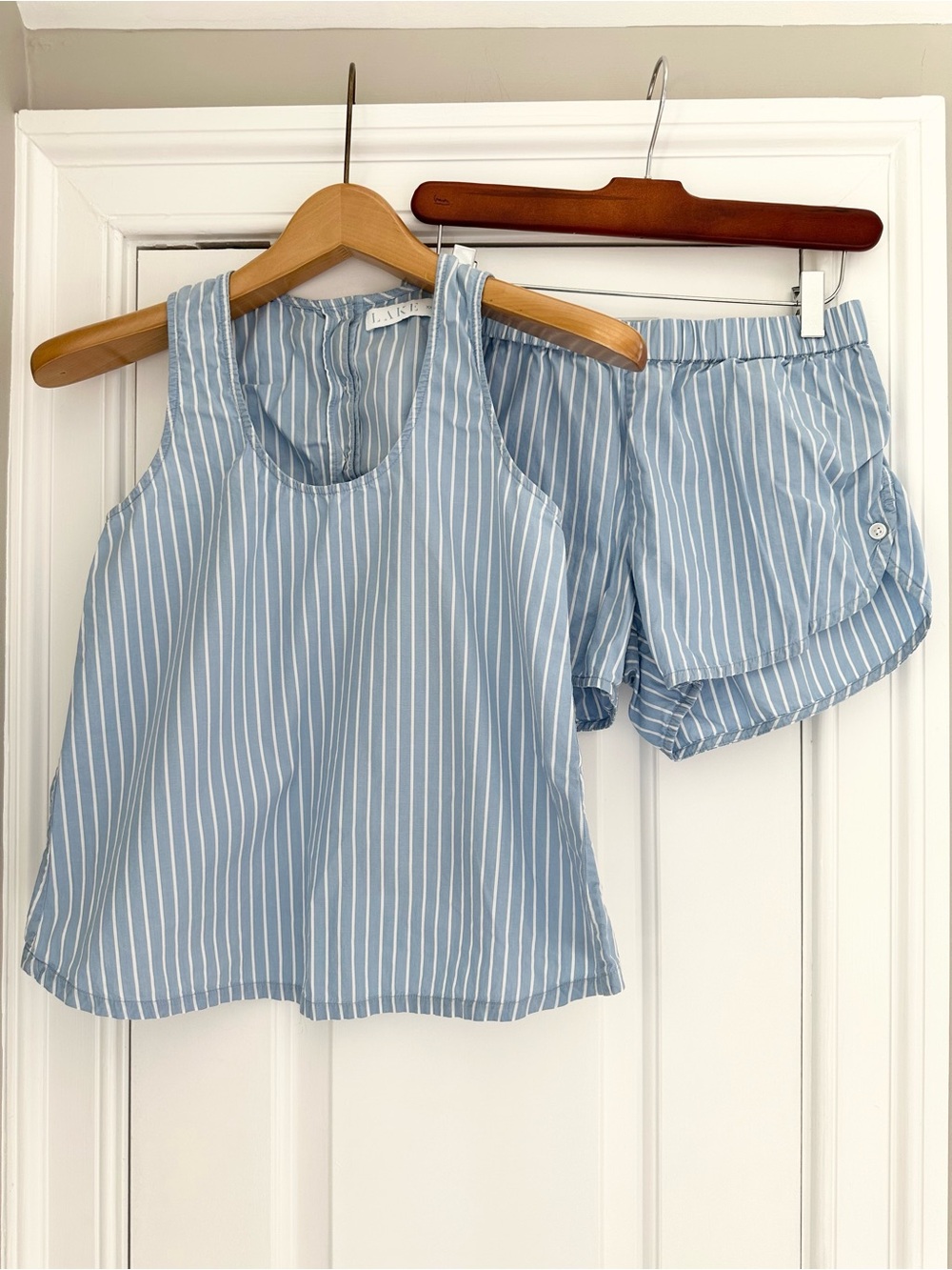 Petal Tank Set in Oyster